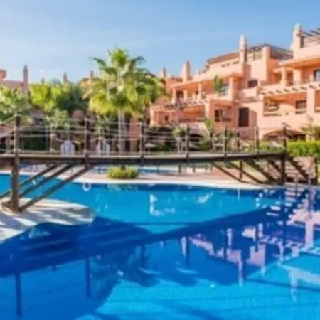 Hacienda Del Sol Deluxe Beachside *